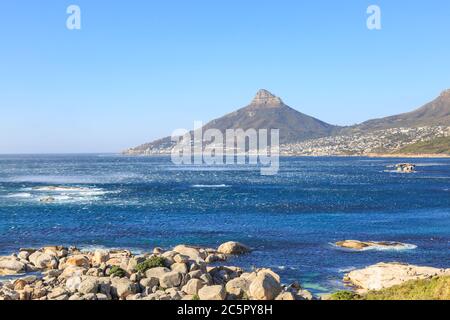 Vue sur la péninsule du Cap vers Lion's Head, Cape Town Banque D'Images