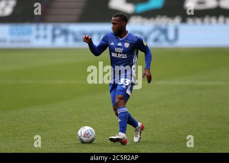 Bristol, Royaume-Uni. 04e juillet 2020. Junior Hoilett de Cardiff ville en action. Match de championnat EFL Skybet, Bristol City et Cardiff City au stade Ashton Gate de Bristol le samedi 4 juillet 2020. Cette image ne peut être utilisée qu'à des fins éditoriales. Usage éditorial uniquement, licence requise pour un usage commercial. Aucune utilisation dans les Paris, les jeux ou les publications d'un seul club/ligue/joueur. photo par Andrew Orchard/Andrew Orchard sports Photography/Alamy Live News crédit: Andrew Orchard sports Photography/Alamy Live News Banque D'Images