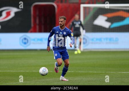 Bristol, Royaume-Uni. 04e juillet 2020. Joe Bennett de Cardiff en action. Match de championnat EFL Skybet, Bristol City et Cardiff City au stade Ashton Gate de Bristol le samedi 4 juillet 2020. Cette image ne peut être utilisée qu'à des fins éditoriales. Usage éditorial uniquement, licence requise pour un usage commercial. Aucune utilisation dans les Paris, les jeux ou les publications d'un seul club/ligue/joueur. photo par Andrew Orchard/Andrew Orchard sports Photography/Alamy Live News crédit: Andrew Orchard sports Photography/Alamy Live News Banque D'Images