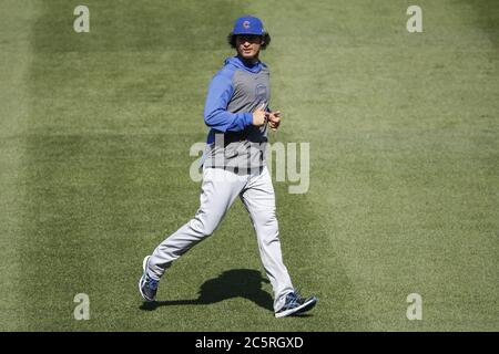 Chicago, États-Unis. 05e juillet 2020. Le pichet des Cubs de Chicago Yu Darvish se réchauffe pendant le camp d'entraînement de Wrigley Field le samedi 4 juillet 2020 à Chicago. La ligue majeure de baseball commence sa saison 2020 après la pandémie de COVID-19 qui a causé des mois de retards. Photo par Kamil Krzaczynski/UPI crédit: UPI/Alay Live News Banque D'Images