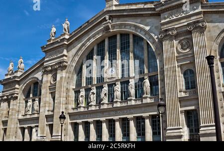 Gare du Nord (Gare du Nord, conçue par Jacques Hittorff, 1864) - l'un des six grands terminaux SNCF de Paris, les plus grandes et les plus anciennes gares de Paris Banque D'Images