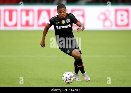 Berlin, Allemagne. 04e juillet 2020. Football: Coupe DFB, finale: Bayer Leverkusen - FC Bayern Munich dans le stade olympique. Leon-Patrick Bailey de Leverkusen. Crédit : Alexander Hassenstein/Getty Images Europe/Pool/dpa/Alay Live News Banque D'Images