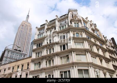 NEW YORK, États-Unis - 4 JUILLET 2013 : architecture de la maison Gilsey à New York. Le bâtiment est un ancien hôtel situé à Broadway dans le quartier de Nomad, Ma Banque D'Images