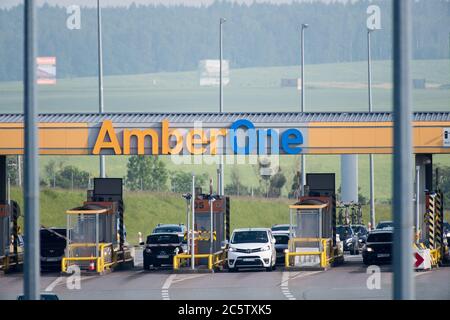 Station de péage sur l'autoroute A1 appelée Amber Highway (Autostrada Bursztynowa) à Rusocine, Pologne. 11 juin 2020 © Wojciech Strozyk / Alamy stock photo Banque D'Images
