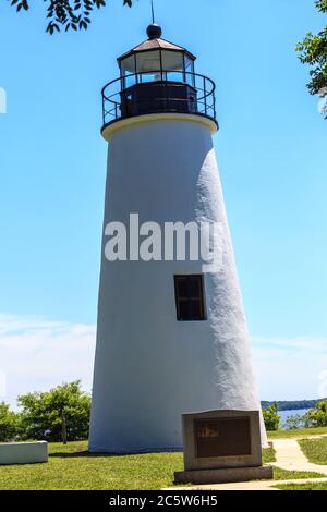 North East, MD, USA - 29 juin 2011 : le feu de la pointe Turkey est un phare historique à la tête de la baie de Chesapeake dans le Maryland. Banque D'Images