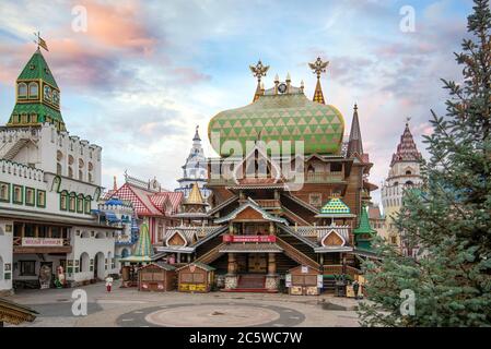 Kremlin à Izmailovo ou Izmailovski Kremlin. Complexe architectural, musée historique et centre de divertissement à Moscou, Russie. Banque D'Images