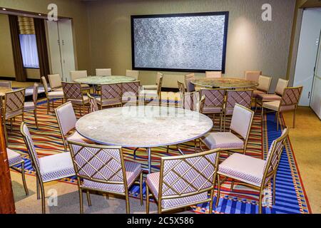 New York,New York City,NYC,Manhattan,Midtown,Times Square,Millennium Broadway Hotel New York,salle de conférence vide,table,chaises,les visiteurs voyagent Banque D'Images