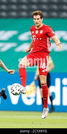 Berlin, Allemagne, 4 juillet 2020, Leon GORETZKA, FCB 18 au DFB Pokal final Match FC BAYERN MUENCHEN - BAYER 04 LEVERKUSEN 4-2 en saison 2019/2020 , FCB Foto: © Peter Schatz / Alay Live News / Hans Rauchensteiner/Pool - LES RÈGLEMENTS DFB INTERDISENT TOUTE UTILISATION DE PHOTOGRAPHIES comme SÉQUENCES D'IMAGES et/ou QUASI-VIDÉO - agences de presse nationales et internationales HORS usage éditorial SEULEMENT Banque D'Images