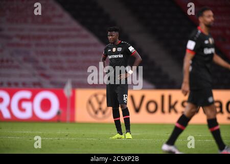 Berlin, Allemagne, 4 juillet 2020, Edmond TAPSOBA, Lev 12 Sad au DFB Pokal final Match FC BAYERN MUENCHEN - BAYER 04 LEVERKUSEN 4-2 en saison 2019/2020 , FCB Foto: © Peter Schatz / Alay Live News / Marvin Ibo Güngör/GES/Pool - LES RÈGLEMENTS DFB INTERDISENT TOUTE UTILISATION DE PHOTOGRAPHIES comme SÉQUENCES D'IMAGES et/ou QUASI-VIDÉO - agences de presse nationales et internationales HORS usage éditorial SEULEMENT Banque D'Images