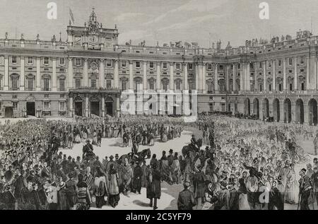 Alfonso XII (1857-1885). Rey de España. María de las Mercedes Orléans y Borbón (1860-1878). Desposorios del rey Alfonso XII con la Infanta Doña María de las Mercedes de Orleans y de Borbón, celeados el 23 de enero de 1878. Festejos reales en Madrid con motivo del acontecimiento. Las comparasas de las provincias ejecutando bailes de su país en la Plaza de la Armería, en presencia de los Reyes, la tarde del 27 de enero. Grabado por Rico. La Ilustración Española y Americana,1878. Banque D'Images