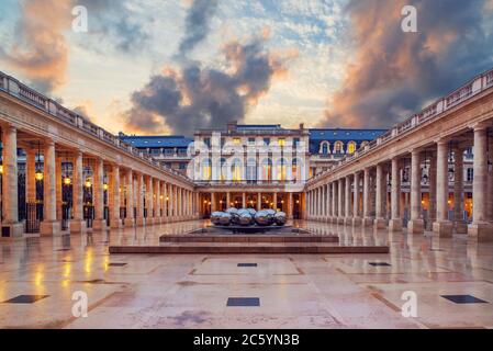 Palais Royal à Paris France Banque D'Images