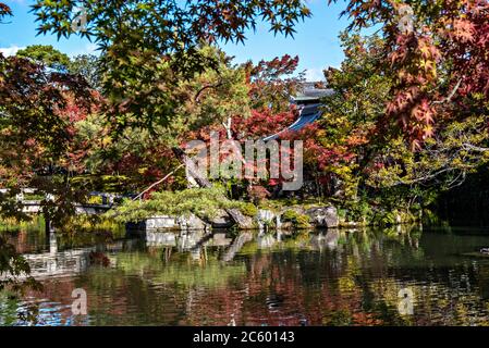 Feuillage d'automne à Eikan-dō Zenrin-ji, temple d'Eikando, Kyoto, Japon Banque D'Images