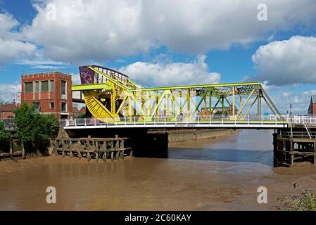 Pont Drypool qui enjambe la rivière Hull, Hull, Humberside, East Yorkshire, Angleterre Banque D'Images