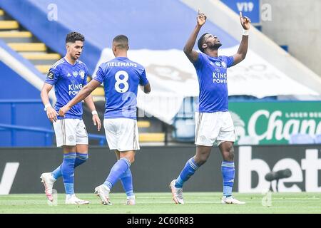 LEICESTER, ANGLETERRE - 04 JUILLET : Kelechi fête ses premières parties du match de la Premier League entre Leicester City et Crystal Palace au King Power Stadium le 4 juillet 2020 à Leicester, Royaume-Uni. Les stades de football de toute l'Europe restent vides en raison de la pandémie du coronavirus, car les lois gouvernementales interdisant aux fans de prendre leurs distances à l'intérieur des lieux, ce qui entraîne le jeu de tous les présentoirs derrière des portes fermées. (Photo par MB Media) Banque D'Images