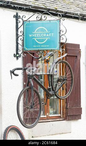 Wheelcraft indépendant de vélo traditionnel boutique offrant des roues de vélo construites à la main et des réparations de vélo, Clachan de CAMPSIE, CAMPSIE Glen, Écosse, Royaume-Uni Banque D'Images