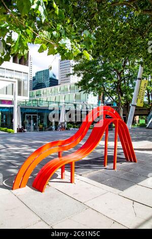 Ateliers sociaux modifiés par l'artiste danois Jeppe Hein, Southbank, Londres, Royaume-Uni Banque D'Images