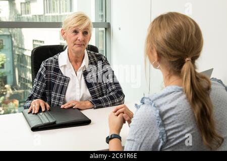 Hambourg, Allemagne. 29 août 2019. Vous devez y participer, mais les employés n'ont pas droit à une entrevue d'évaluation annuelle avec leur responsable. Crédit : Christin Klose/dpa-mag/dpa/Alay Live News Banque D'Images