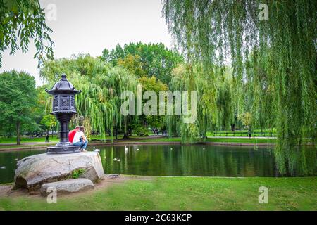 Boston public Garden, Boston, ma, États-Unis. Le jardin public est un grand parc au coeur de la ville. Banque D'Images