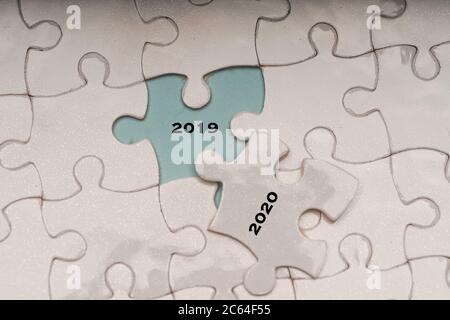 Bonne année avec pièces de puzzle Banque D'Images