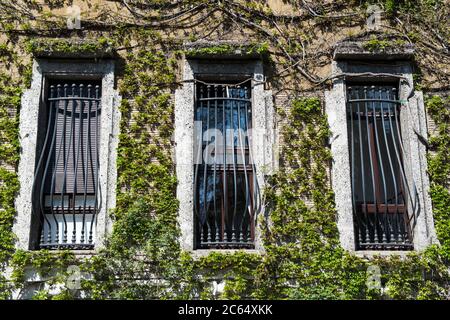 Italie, Lombardie, Milan, via Mozart, détail de la maison Banque D'Images