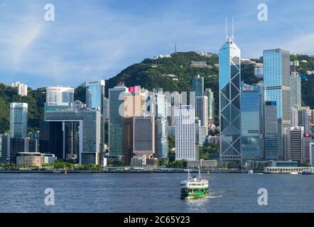Horizon de l'île de Hong Kong et Star Ferry, Hong Kong Banque D'Images
