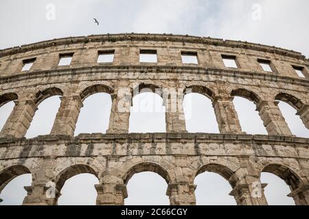 Pula Arena (amphithéâtre romain), péninsule d'Istrie, Croatie Banque D'Images