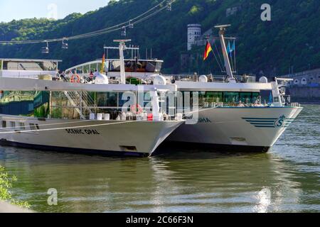 Étape d'atterrissage à Konrad-Adenauer Ufer et télésiège, Koblenz, Rhin Banque D'Images