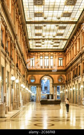 Galleria Alberto Sordi, Galleria Colonna, Rome Banque D'Images