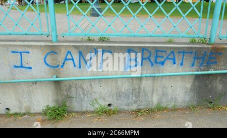 Les Black Lives comptent des graffitis au Tom McCall Waterfront Park à Portland, Oregon, dans le cadre des manifestations de BLM résultant de la mort de George Floyd. Banque D'Images