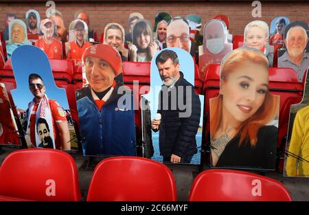 Une vue générale des découpes de carton des fans dans les stands, y compris Roy Keane avant le match de championnat de Sky Bet au City Ground, Nottingham. Banque D'Images