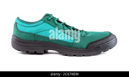 bon marché aqua menthe turquoise vert randonnée ou chasse chaussure isolé sur fond blanc - vue latérale Banque D'Images