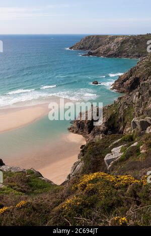 Porthcurno Beach, Penwith Peninsula, West Cornwall, Royaume-Uni Banque D'Images