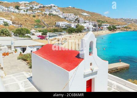 Chapelle orthodoxe près de la plage, Agios Stefanos, Mykonos, Cyclades, Iles grecques, Grèce, Europe Banque D'Images