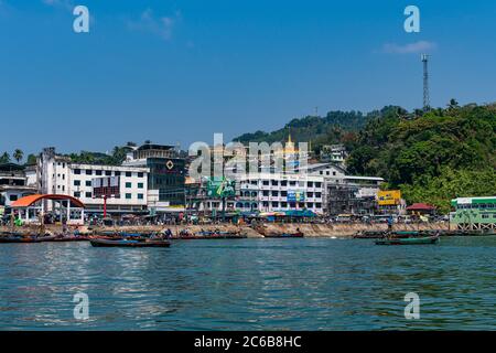 Le port de Kawthaung, Myanmar (Birmanie), Asie Banque D'Images