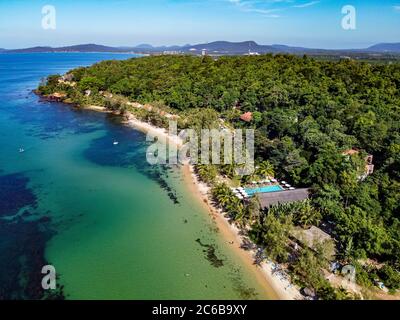 Antenne des eaux claires de la plage d'Ong Lang, île de Phu Quoc, Vietnam, Indochine, Asie du Sud-est, Asie Banque D'Images