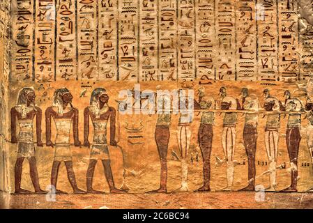 Peintures murales, tombe de Ramses IV, KV2, Vallée des Rois, site du patrimoine mondial de l'UNESCO, Louxor, Thèbes, Egypte, Afrique du Nord, Afrique Banque D'Images