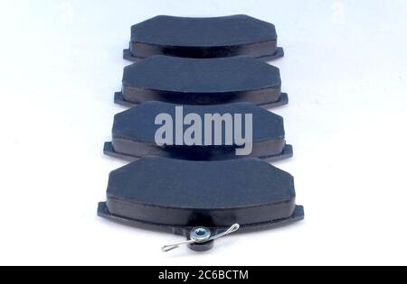 quatre plaquettes de frein pour voiture, pièce pour système de freinage à disque Banque D'Images