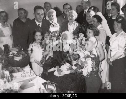 Portrait de groupe Heinrich Hoffmann photographies 1934 photographe officiel d'Adolf Hitler, et un politicien et éditeur nazi, qui était membre du cercle intime d'Hitler. Banque D'Images