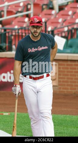 Les cardinaux de Saint Louis Paul DeJong se prépare à prendre des battantes pendant le camp d'été au stade Busch à Saint Louis le mercredi 7 juillet 2020. Photo de Bill Greenblatt/UPI Banque D'Images