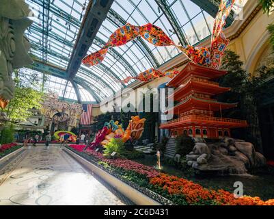 Las Vegas, 30 JUIN 2020 - vue intérieure du conservatoire et des jardins botaniques du Bellagio Banque D'Images