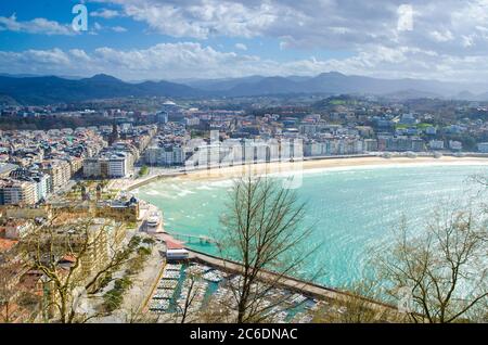 Vue sur la ville depuis Monte Urgull - San Sebastián, Espagne Banque D'Images
