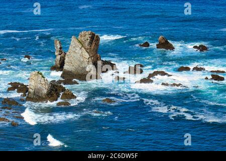 Mer Cantabrique se trouve près de la plage silencieuse, Principauté des Asturies, Asturies, Espagne, Europe Banque D'Images