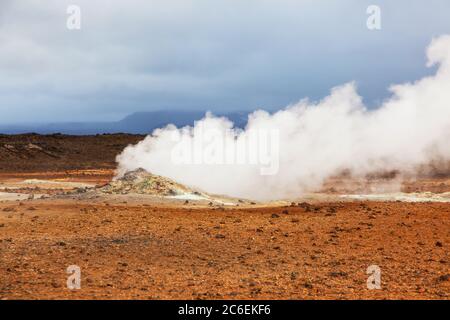 Paysage volcanique Namafjall, Islande (puits de Stinky) Banque D'Images