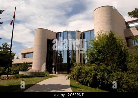 Calgary, Alberta CANADA 27 juillet 2005 : bâtiment universitaire sur le campus de l'Université de Calgary en été. ©Bob Daemmrich Banque D'Images