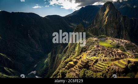 vue sur machu picchu dans l'après-midi Banque D'Images
