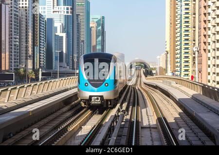 Métro de Dubaï en été, Émirats arabes Unis Banque D'Images