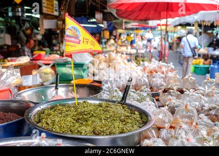 Bangkok-Thaïlande OCT 8 2018: La nourriture végétarienne sur le marché avec festival végétarien Banque D'Images