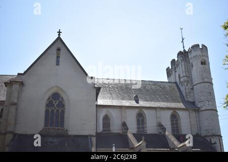 Kirche Saint-Martin et Saint-Severus à Münstermaifeld Banque D'Images