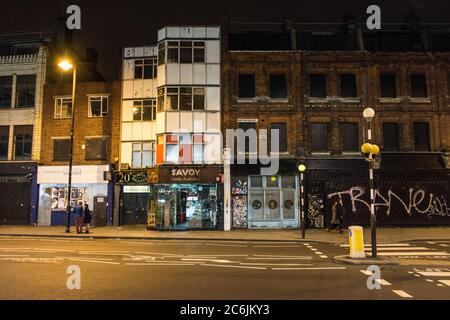 Maintenant démoli des magasins victoriens sur Norton Folgate, Shoreditch High Street, Londres, Royaume-Uni Banque D'Images