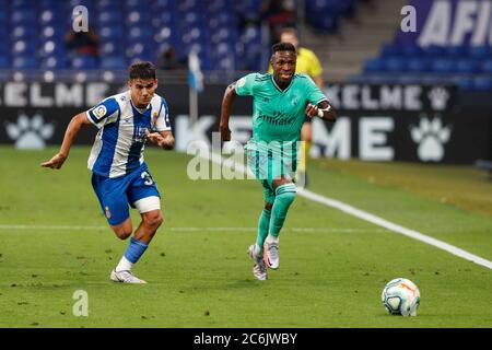 BARCELONE, ESPAGNE - JUIN 28 : Vinicius Junior du Real Madrid en action lors du match de la Ligue entre le RCD Espanyol et le Real Madrid au stade du RCD, le juin Banque D'Images